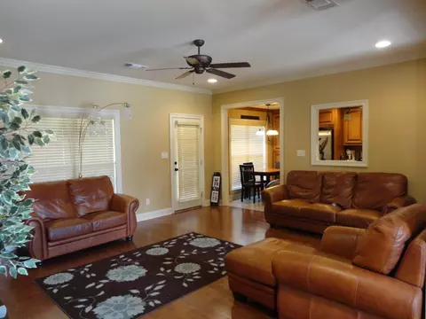 40 E Adam Dr, Sumrall, MS 39482 photo 3