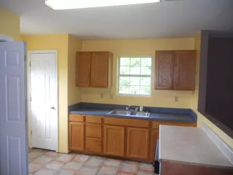 24 Dan Dean Rd, Sumrall, MS 39482 photo 3