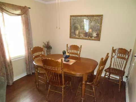 5 Bay Cir, Laurel, MS 39440 photo 3