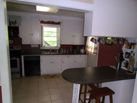 5 Bay Cir, Laurel, MS 39440 photo 2