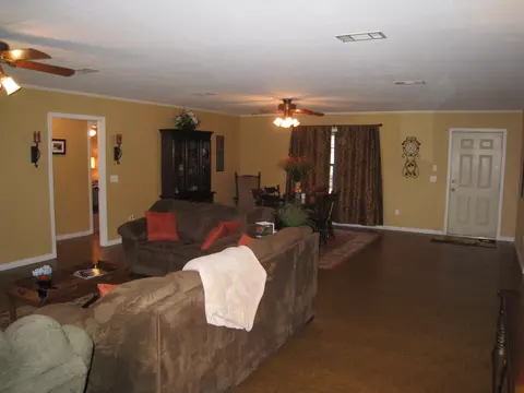 325 Mcmahon Rd, Purvis, MS 39475 photo 2