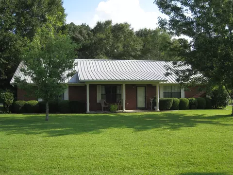 325 Mcmahon Rd, Purvis, MS 39475 photo 1