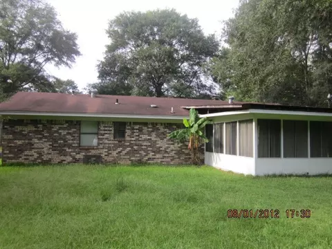 18 Sullivan Rd, Laurel, MS 39443 photo 2