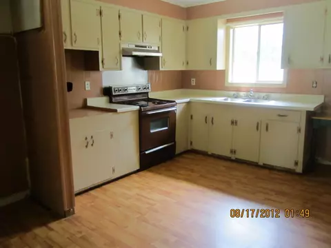 55 Circle Dr, Sumrall, MS 39482 photo 3