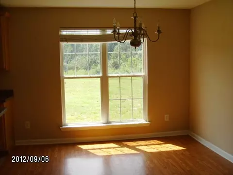 31 Thomas Dr, Laurel, MS 39443 photo 5
