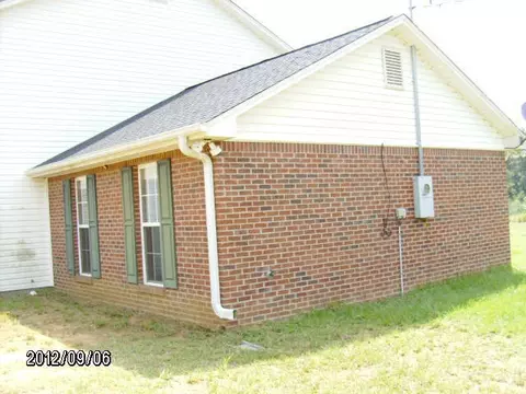 31 Thomas Dr, Laurel, MS 39443 photo 3