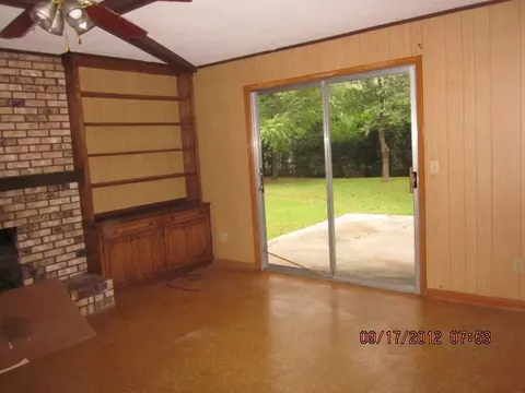 16 Chickasaw Dr, Laurel, MS 39440 photo 8