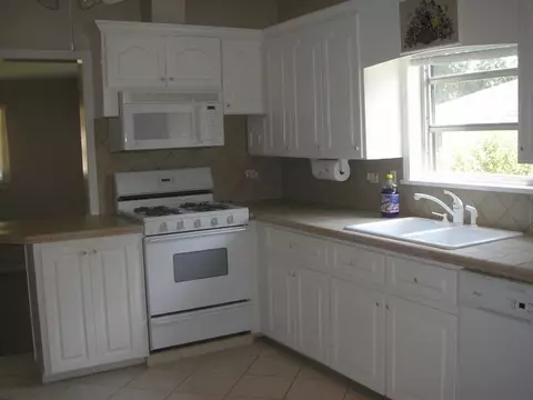 815 N 8th Ave, Laurel, MS 39440 photo 12