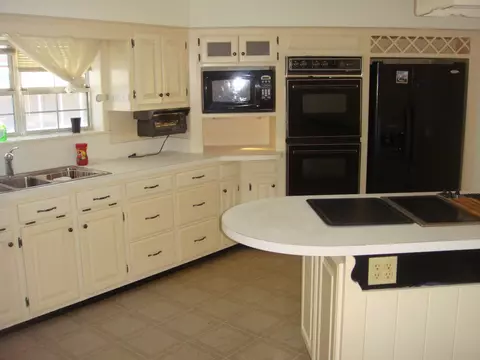 627 E Cental Ave, Petal, MS 39465 photo 10