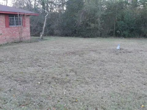 1215 Sandra Dr, Laurel, MS 39440 photo 2