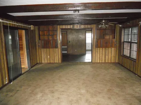 1215 Sandra Dr, Laurel, MS 39440 photo 8