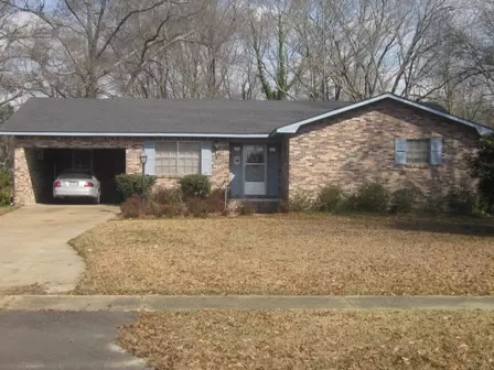 302 S Main St, Mount Olive, MS 39119 photo 1