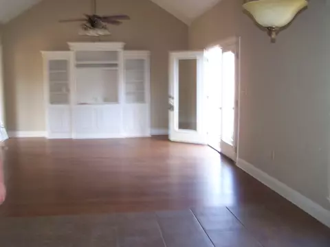 127 Latigo Loop, Sumrall, MS 39482 photo 2