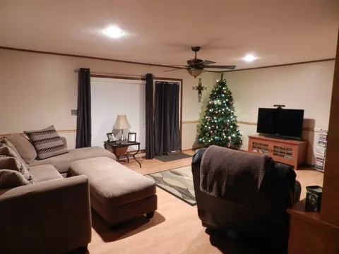 3811 N 7th Ave, Laurel, MS 39440 photo 5