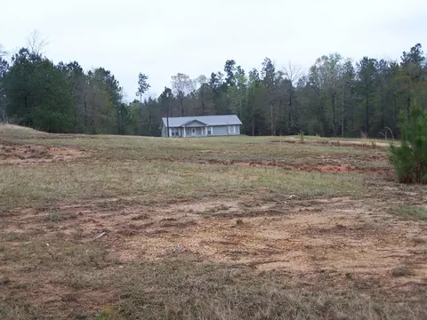 35 Davis Rd, Brooklyn, MS 39425 photo 2