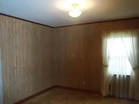 706 Garden Dr, Laurel, MS 39440 photo 4