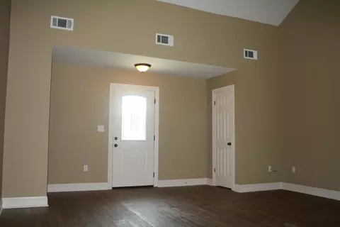 8 Caley Cir, Purvis, MS 39475 photo 3