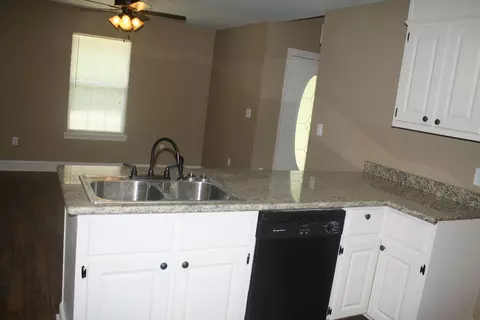 8 Caley Cir, Purvis, MS 39475 photo 9