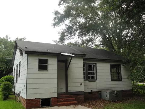716 Garden Dr, Laurel, MS 39440 photo 5