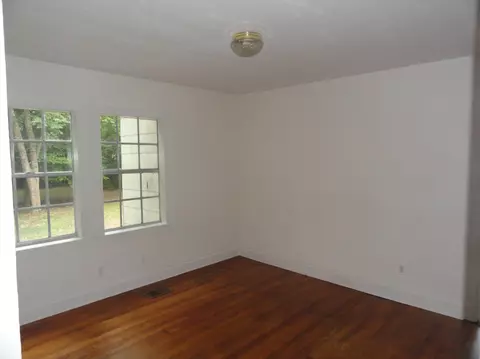 716 Garden Dr, Laurel, MS 39440 photo 3