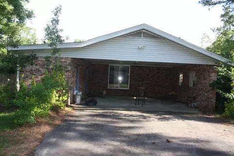 15 Hurst Dr, Laurel, MS 39440 photo 2