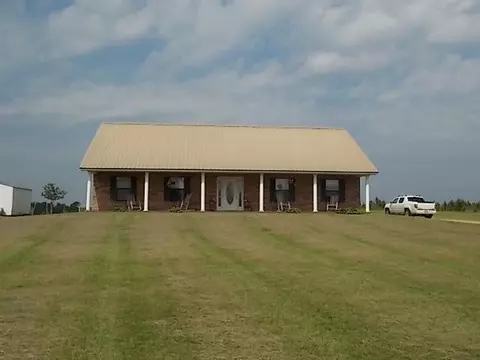 181 Gates Bridge Rd, Sumrall, MS 39482 photo 2