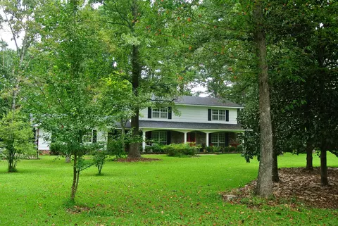 217 Triangle Dr, Laurel, MS 39443 photo 5