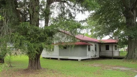 1147 Trace Rd, Laurel, MS 39443 photo 1