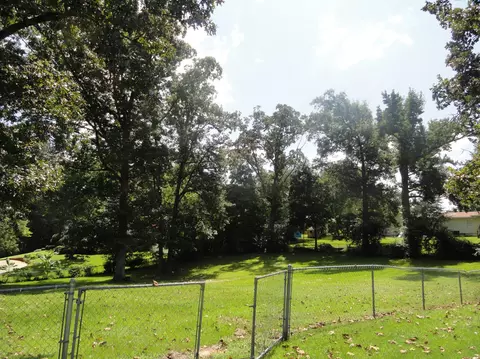 1638 Lakeview Dr, Laurel, MS 39440 photo 18