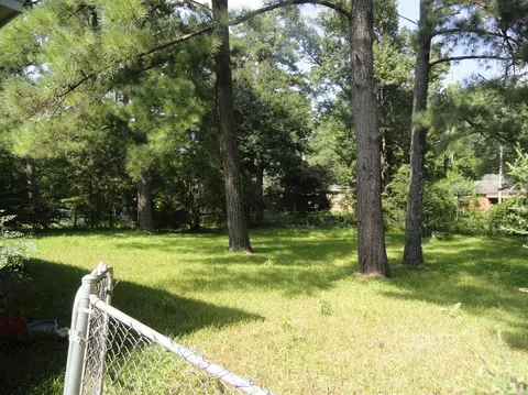 34 Chickasaw Dr, Laurel, MS 39440 photo 2