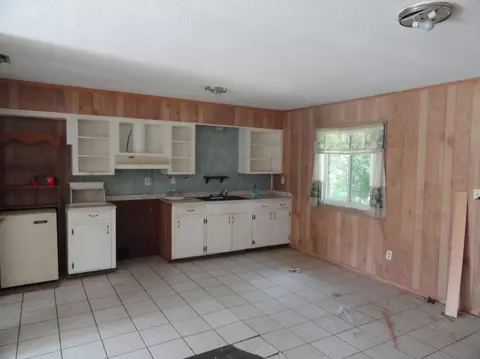 34 Chickasaw Dr, Laurel, MS 39440 photo 6