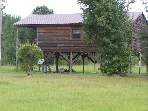 9514 Old River Rd, Richton, MS 39476 photo 2