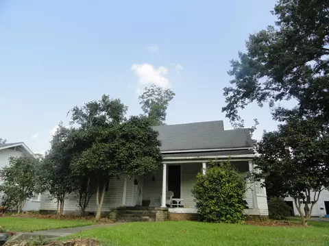 721 N 8th Ave, Laurel, MS 39440 photo 2