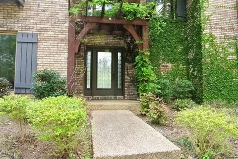 42 Northgate Dr, Laurel, MS 39440 photo 2