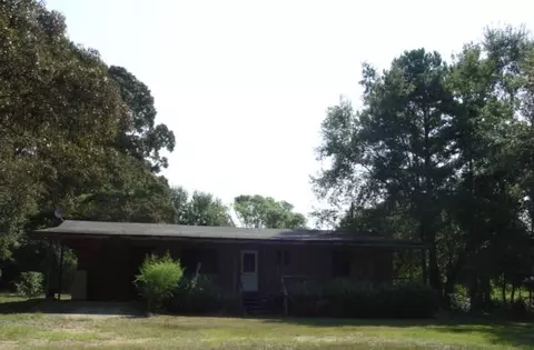 241 Loop Rd, Bassfield, MS 39421 photo 1