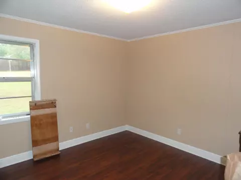 1027 Parker Dr, Laurel, MS 39440 photo 12
