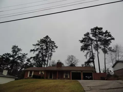 1027 Parker Dr, Laurel, MS 39440 photo 1