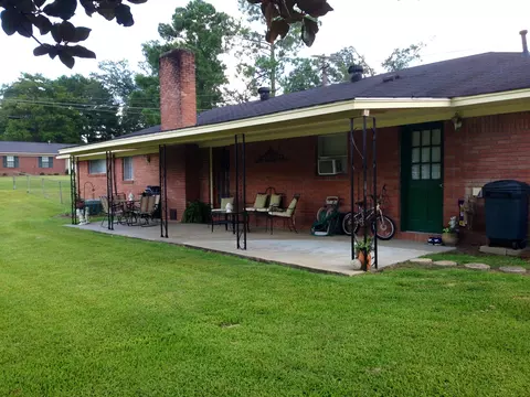 106 Smith St, Collins, MS 39428 photo 18