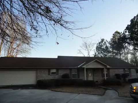 2 Clairmont Cir, Laurel, MS 39440 photo 3