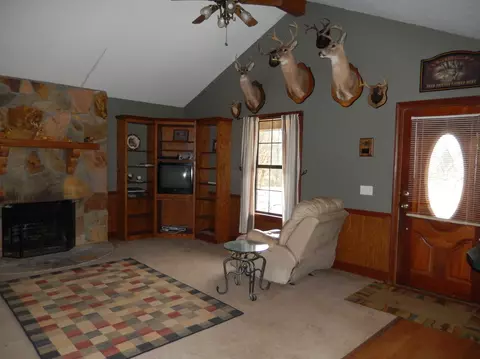199 Stringer Rd, Columbia, MS 39429 photo 2