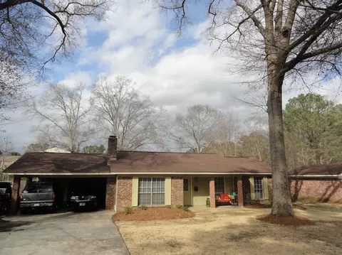 939 State St, Laurel, MS 39440 photo 2