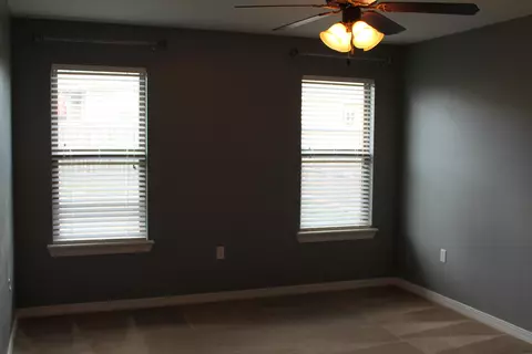 22 W Spruce St, Sumrall, MS 39482 photo 8