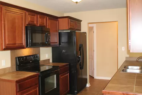 22 W Spruce St, Sumrall, MS 39482 photo 5