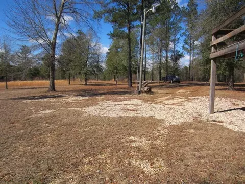 519 Old Augusta Rd, Richton, MS 39476 photo 4