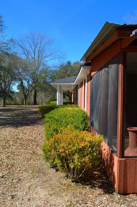 1549 Cr 10, Stringer, MS 39481 photo 5