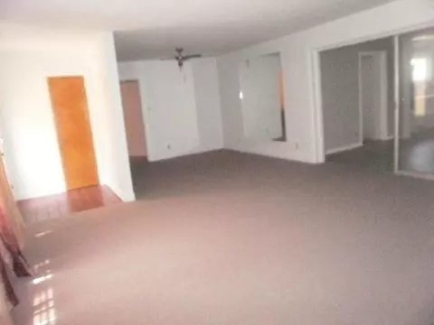 7 Bay Cir, Laurel, MS 39440 photo 4