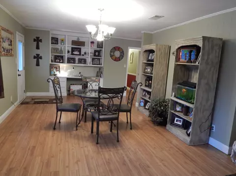 19 Hilltop Dr, Laurel, MS 39443 photo 5