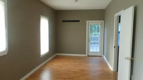 34 Delaware Ave, Sumrall, MS 39482 photo 5