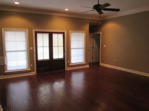 8 Cornerstone Dr, Columbia, MS 39429 photo 2