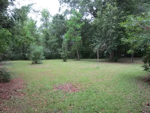 103 Perry Dr, New Augusta, MS 39462 photo 2